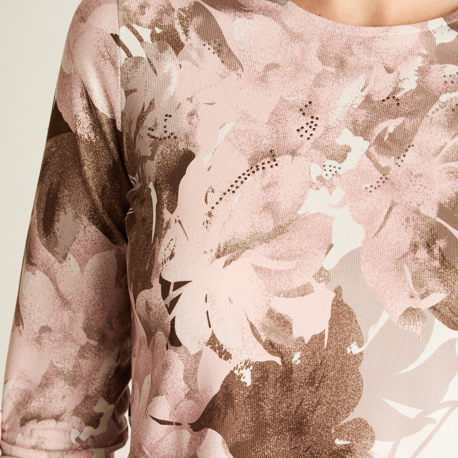 Polera Lanilla Rosado Estampada Escote Redondo - Image 4