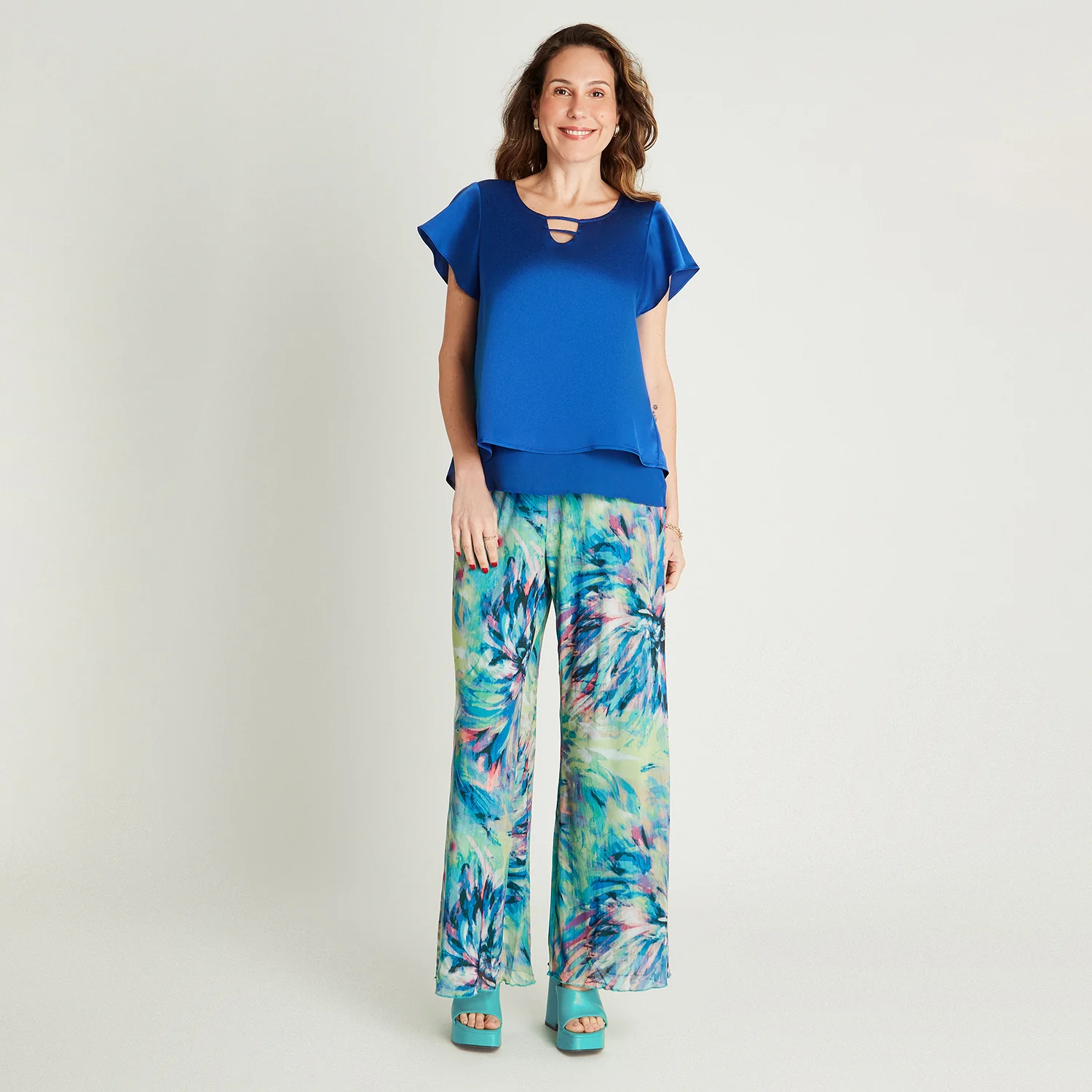 Blusa Azul Tajalí En Espalda - Image 4