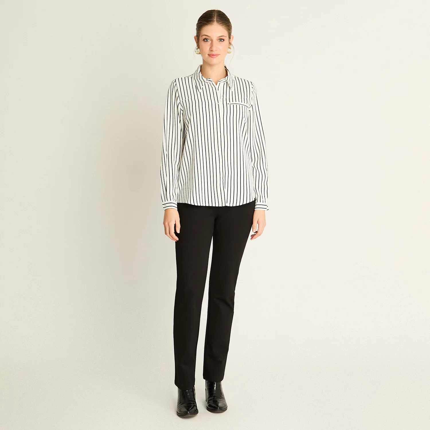 Blusa Blanca con Rayas Finas - Image 4